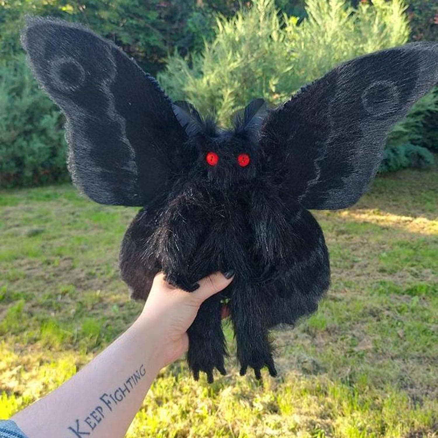Gothic Mothman Plushie Doll with Bright Red Eyes, Medieval Style Attractive Evil Moth Stuffed Plush Doll Toy, Magical Home Decor for Bedr…